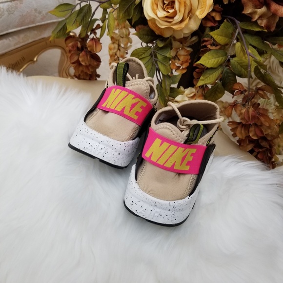 nike huarache mushroom